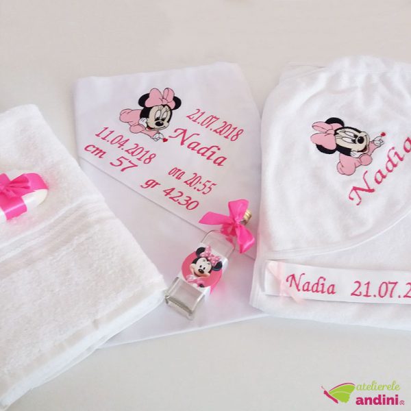 Trusou Botez Minnie Roz1