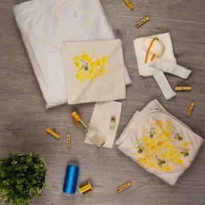 trusou botez traditional pictat albinute harnice scaled