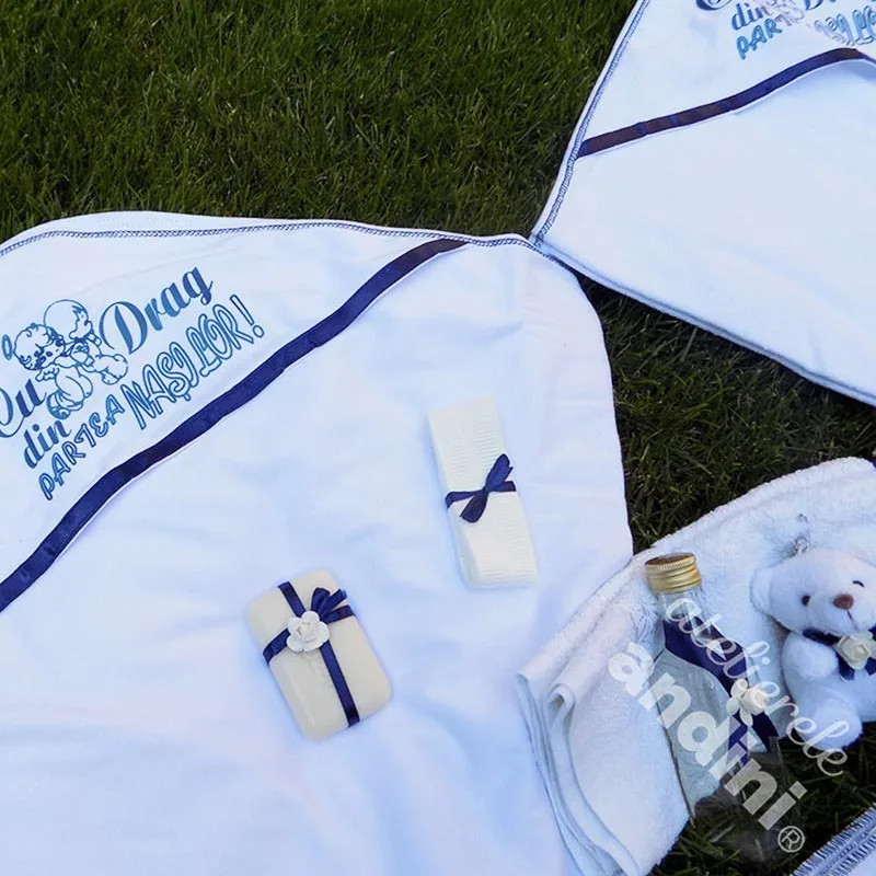 trusou botez alegerea nasilor albastru22 trusou botez alegerea nasilor albastru22