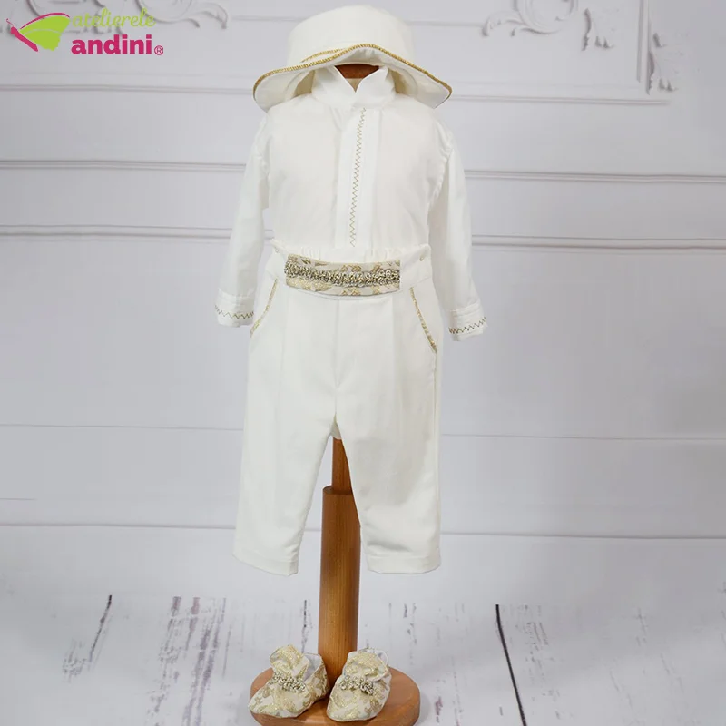 Costumas Botez A Day In Buckingham08