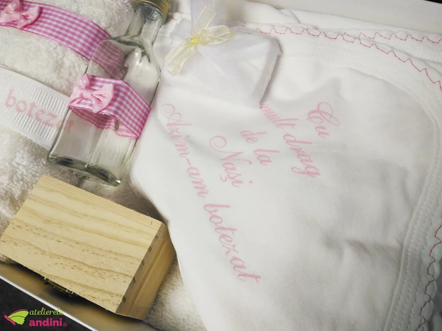 Trusou Botez Azi M am Botezat Roz2 Trusou Botez Azi M am Botezat Roz2