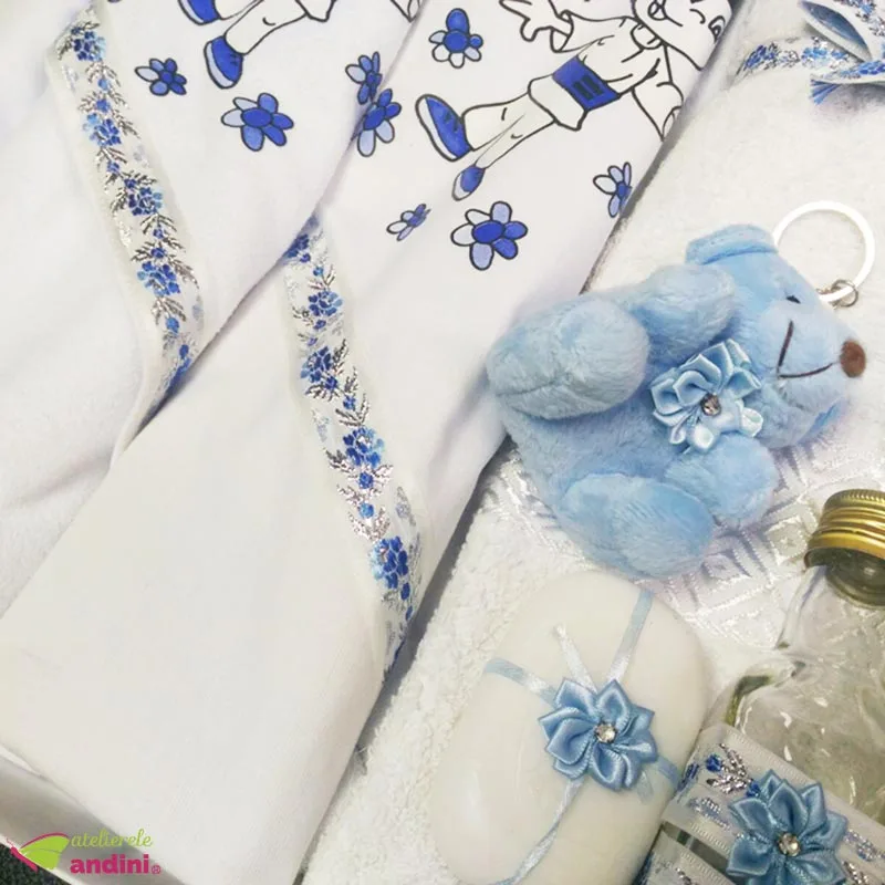 Trusou Botez Baietelul Zambaret22 Trusou Botez Baietelul Zambaret22