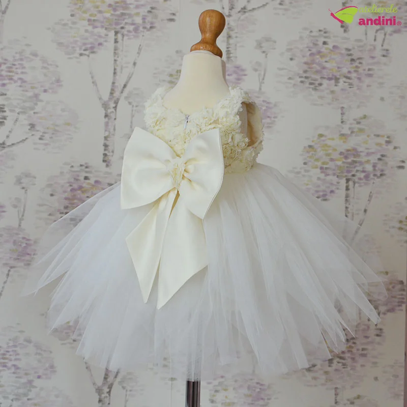 Rochita Botez Ivory Lovely Roses1