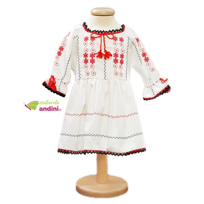 Rochie Traditionala Romaneasca Botez Monica1
