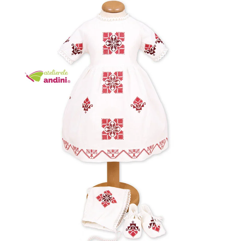 rochie traditionala romaneasca botez felicia1