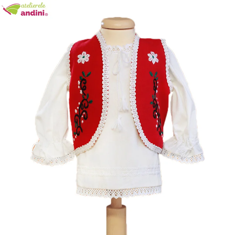 Vestuta Traditionala Botez Antonela2