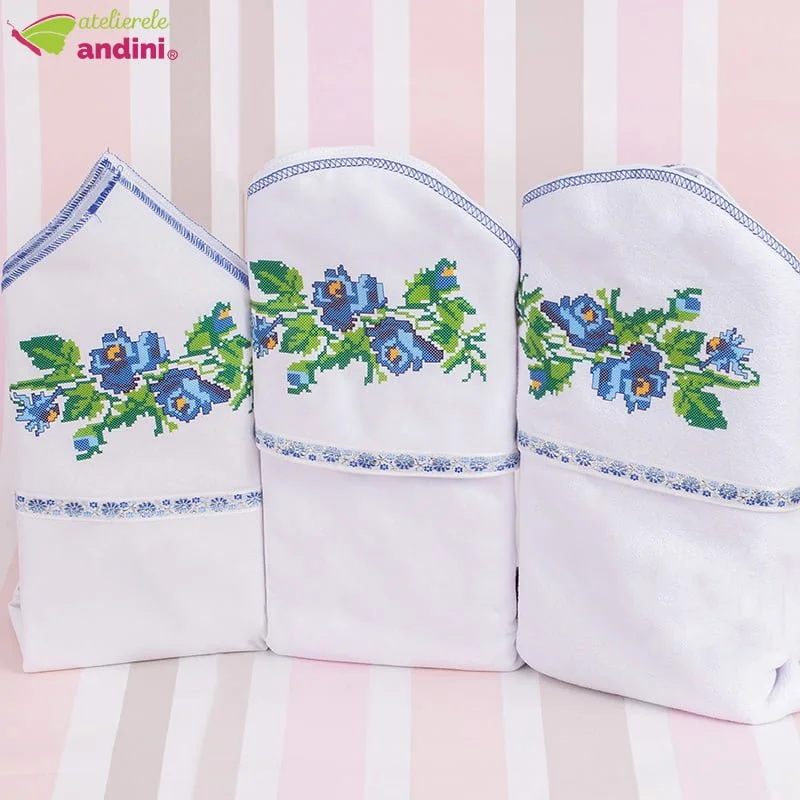 Trusou Botez Traditional Flori Albastre3
