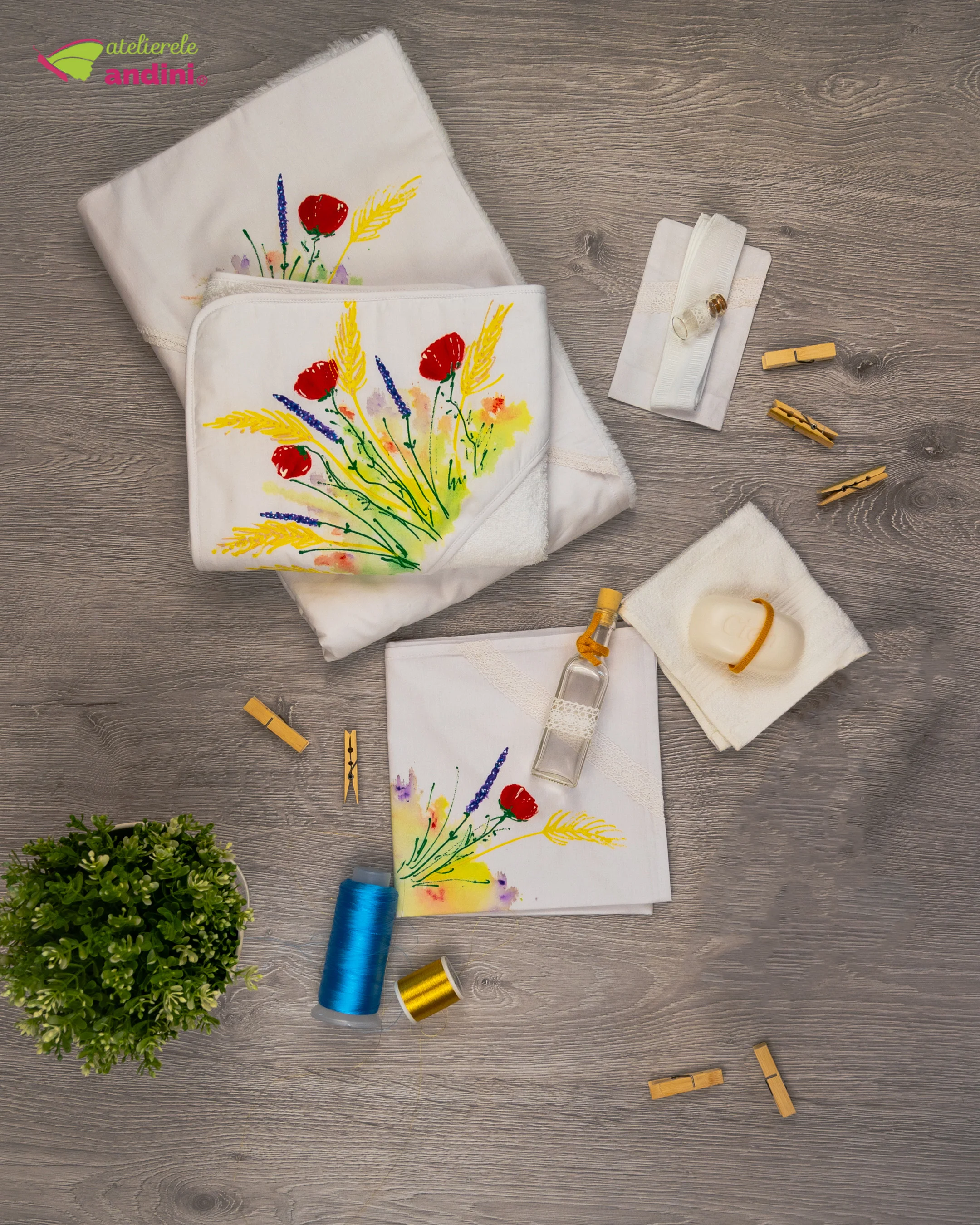 trusou botez traditional pictat flori de camp trusou botez traditional pictat flori de camp