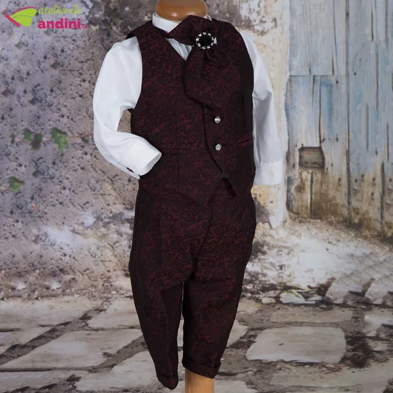 Costumas Botez Lyric5