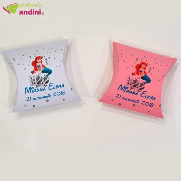 cutiuta marturie personalizata pillow15