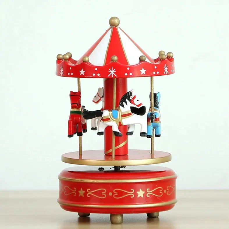 Carusel Rosu Alb Auriu