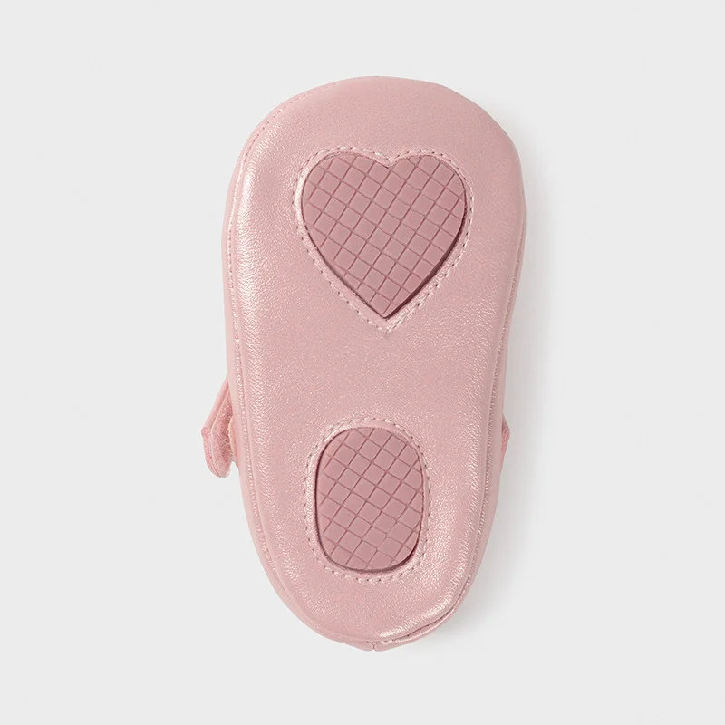 pantofiori fetite pale blush flower 1