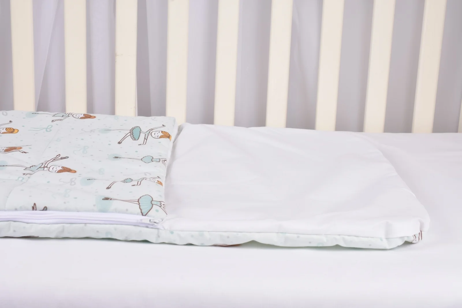 saculet de dormit model fluturasi one size copie 212 9847 saculet de dormit model fluturasi one size copie 212 9847