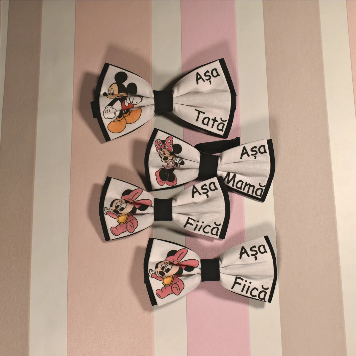 Set 4 Papioane Botez Mickey - Așa tată, așa mamă și așa fiică Set 4 Papioane Botez Mickey - Așa tată, așa mamă și așa fiică