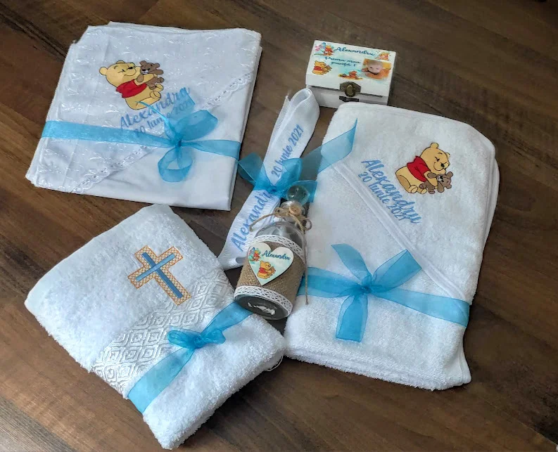 Trusou Complet Botez 7 piese Winnie the Pooh_1 trusou winnie piese