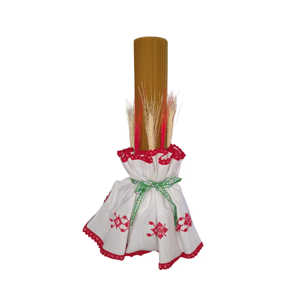 Lumanarea este din ceara naturala de albine_1