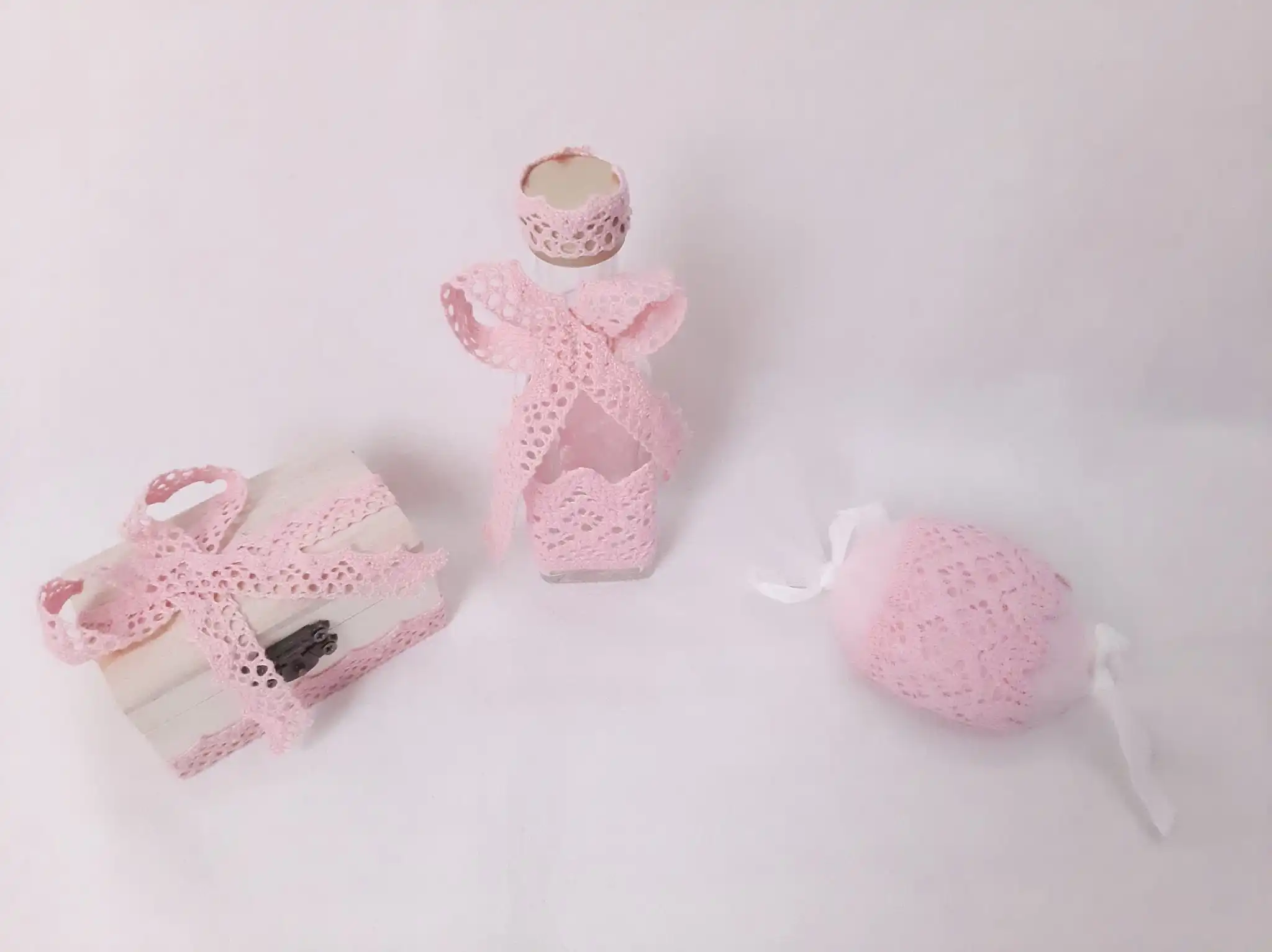 Set Lumânare +Trusou Complet Pink Angel Wings 8 piese Set Lumânare +Trusou Complet Pink Angel Wings 8 piese