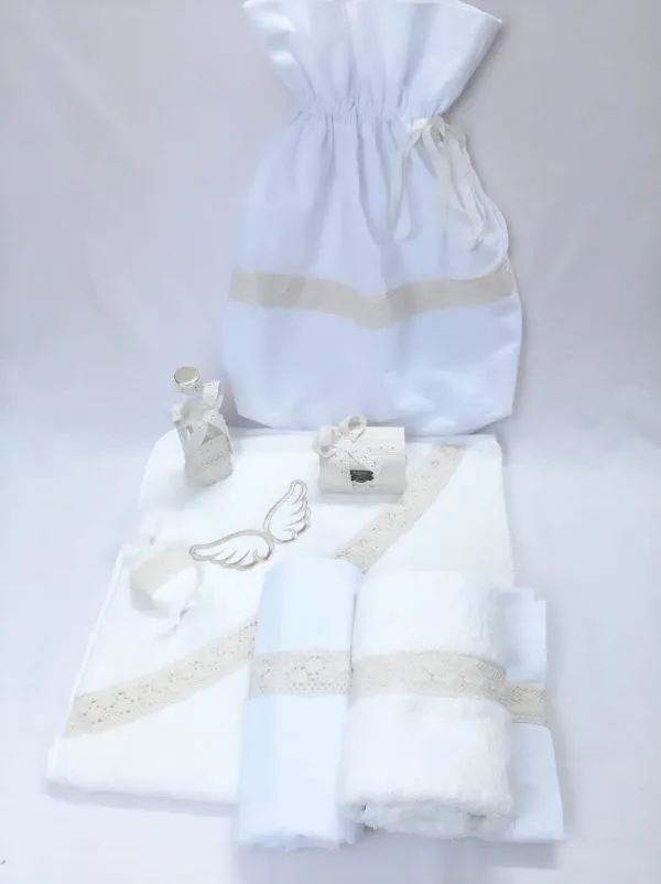 Set Lumânare +Trusou Complet Cream Angel Wings 9 piese