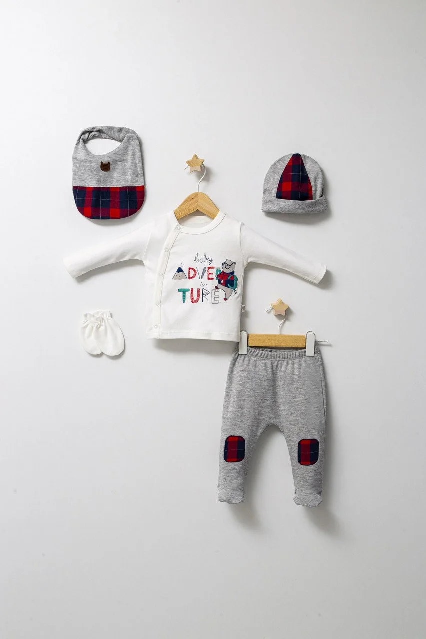 set-de-5-piese-pentru-nou-nascut-baietel-mountain-tongs-baby-0-3-luni9338