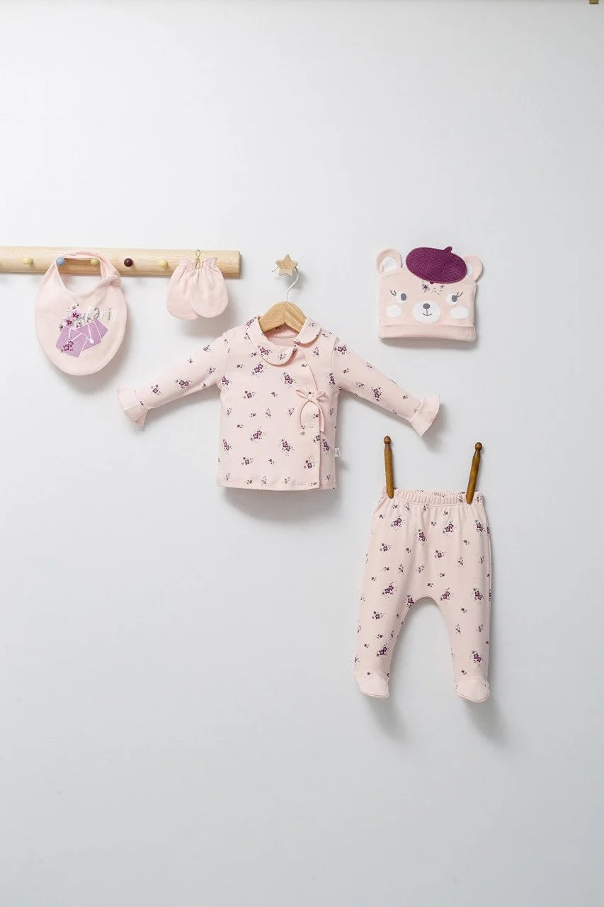 set-de-5-piese-pentru-nou-nascut-paris-love-tongs-baby6601