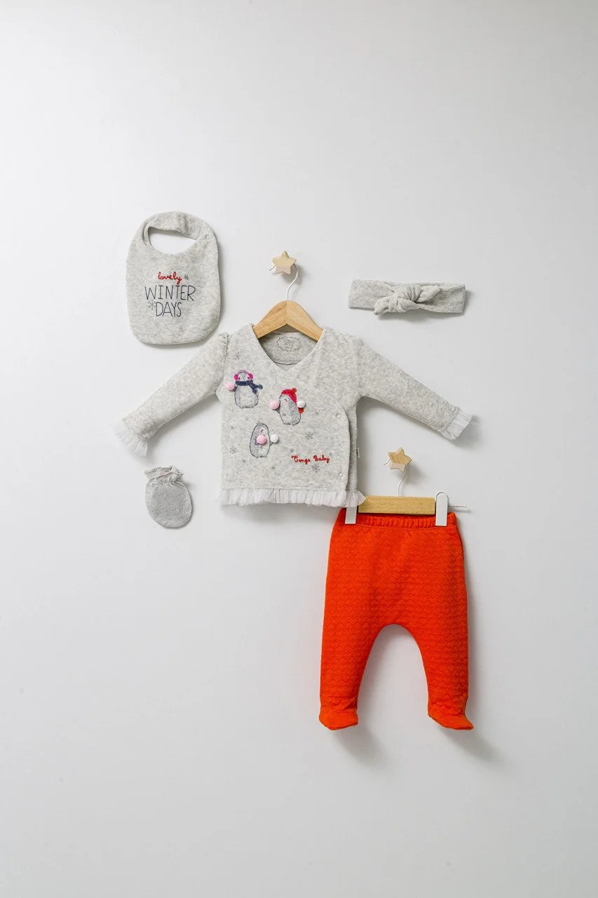 set-de-iarna-de-5-piese-pentru-nou-nascut-crazy-penguins-tongs-baby6671