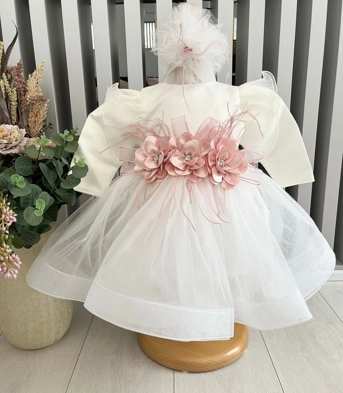 Rochita Botez Exquisite Elisabeth EABB CB AA BC FAADF scaled