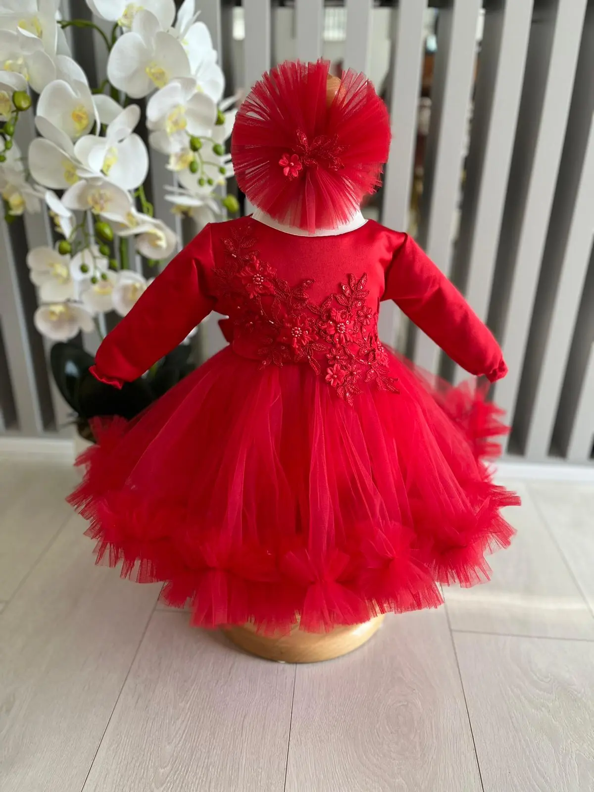 Rochita Botez Cherry Lady PHOTO