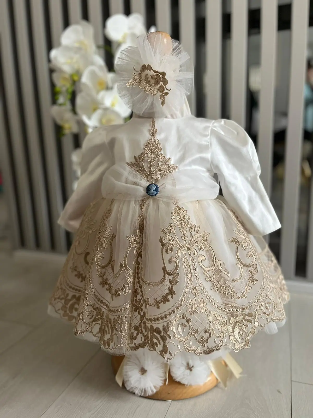 Rochita Botez Imperial Majestic PHOTO