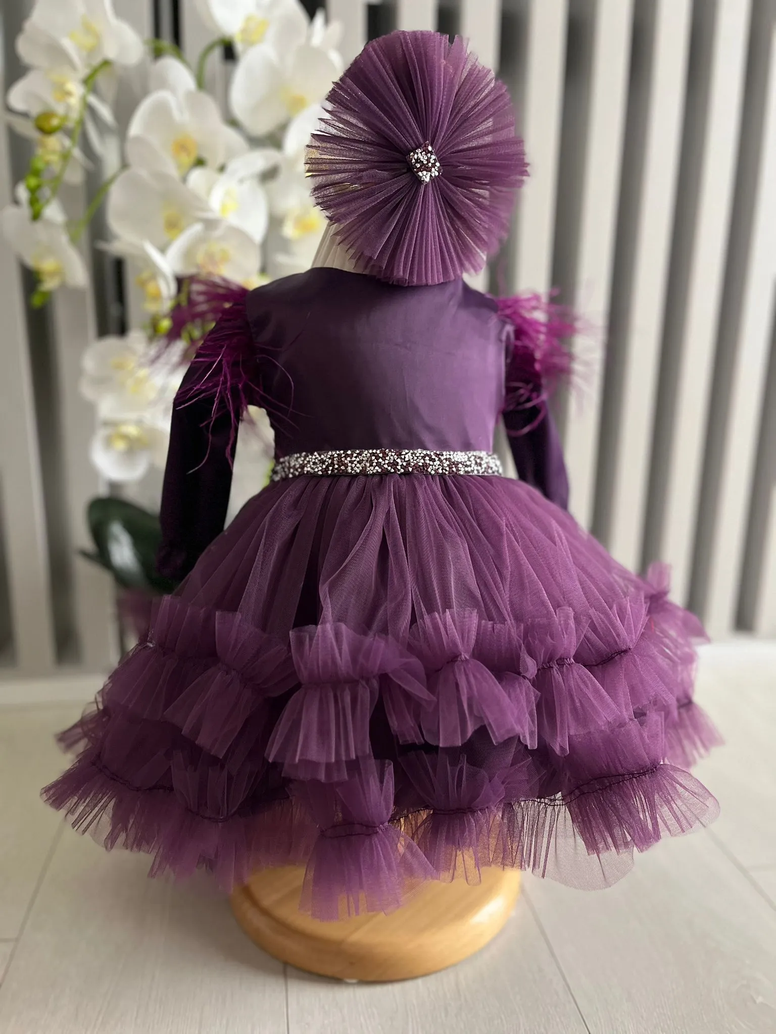 Rochita Botez Purple Luxury WhatsApp Image at