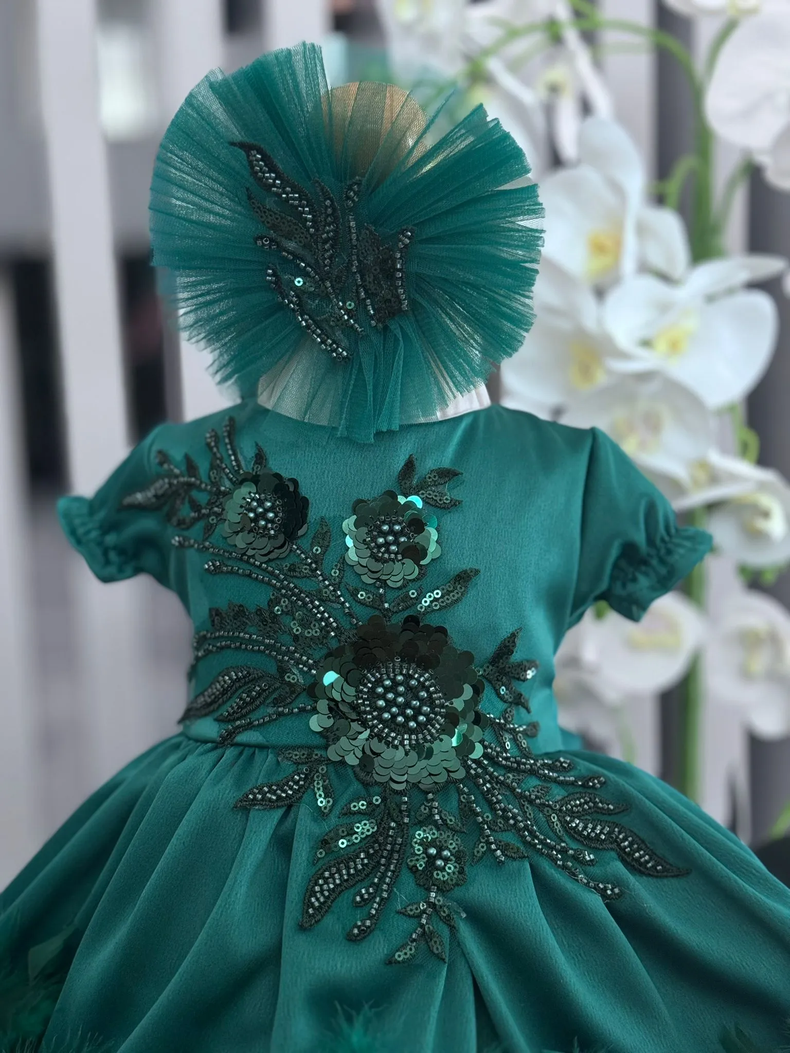 Rochita Botez Mint Grace WhatsApp Image at