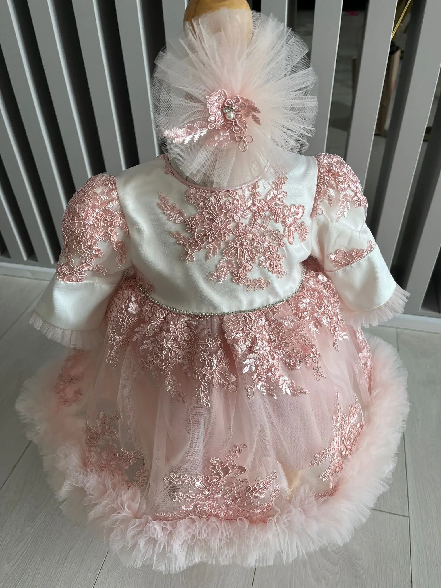 Rochita Botez Queen's Glory ace d ec af beee