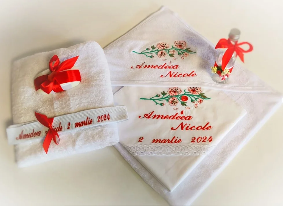 Set Lumânare + Trusou Botez complet Floral Dream Screenshot