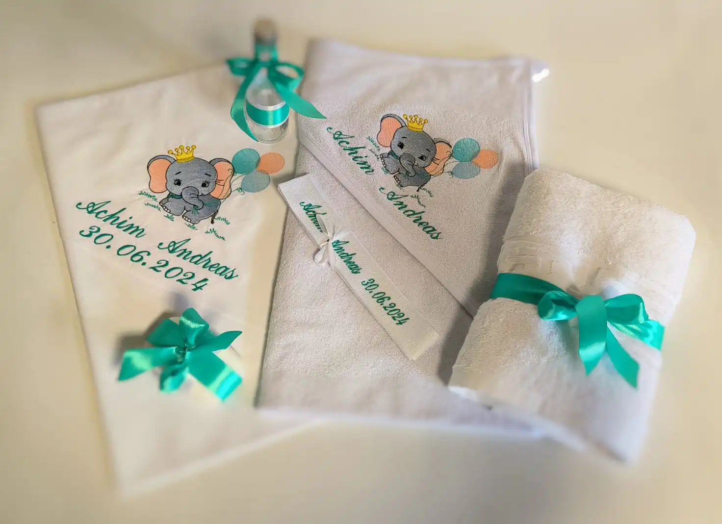 Trusou Botez Happy Elephant WhatsApp Image at ccd